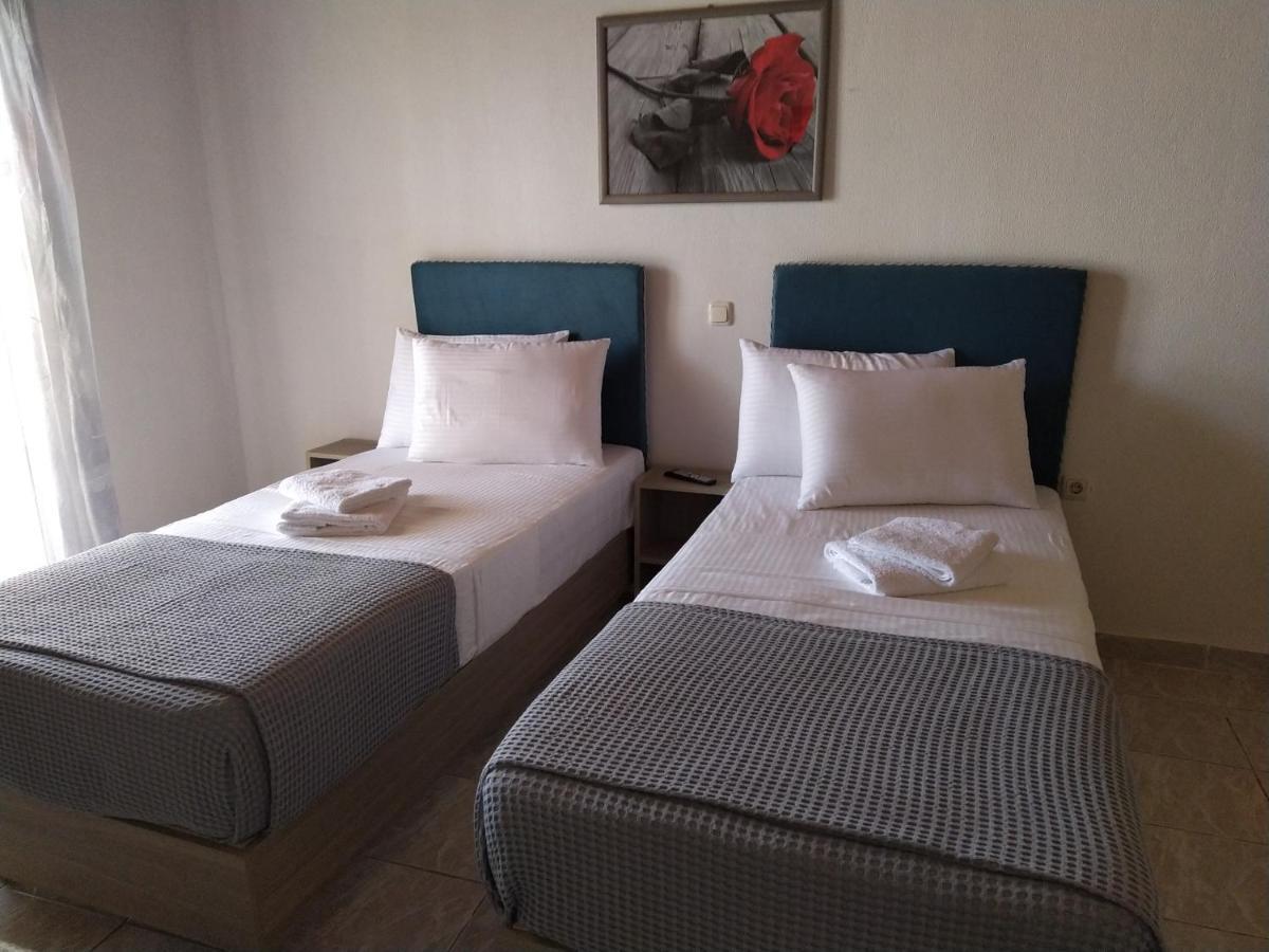 Number One Apartment Asprokklisi Luaran gambar
