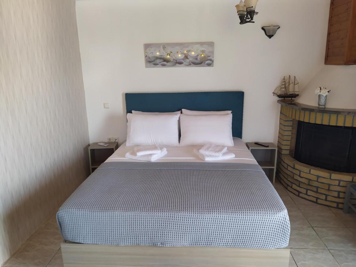Number One Apartment Asprokklisi Luaran gambar